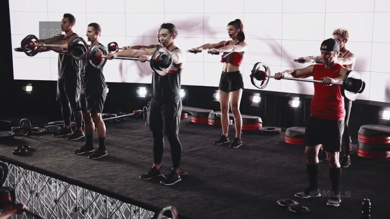 ボディパンプ,フロントレイズ,肩,フォーム